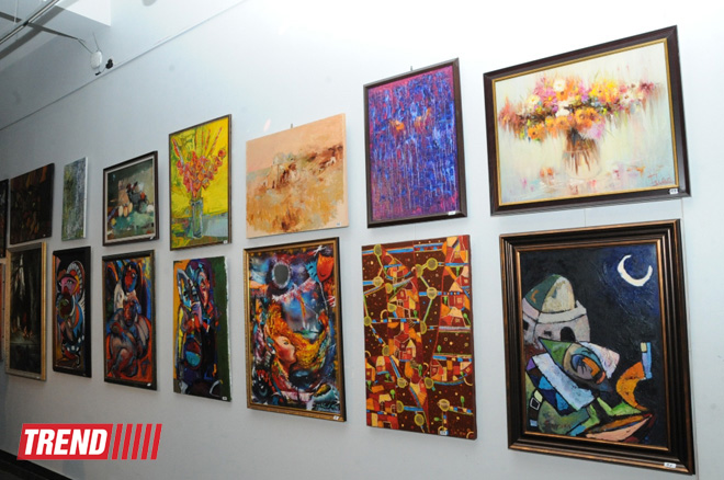 EY Azerbaijan sponsors Colorful Thoughts art exhibition in Baku (PHOTO)