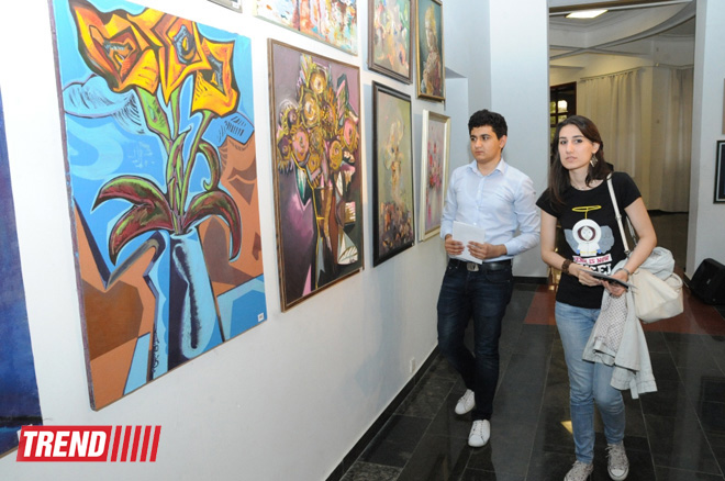 EY Azerbaijan sponsors Colorful Thoughts art exhibition in Baku (PHOTO)