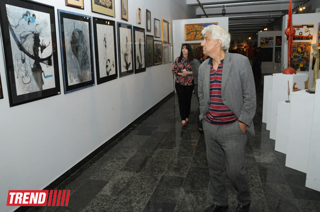 EY Azerbaijan sponsors Colorful Thoughts art exhibition in Baku (PHOTO)