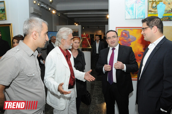 EY Azerbaijan sponsors Colorful Thoughts art exhibition in Baku (PHOTO)