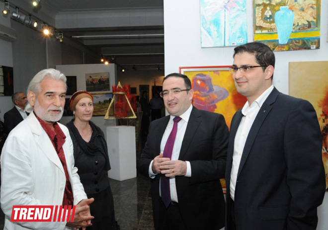 EY Azerbaijan sponsors Colorful Thoughts art exhibition in Baku (PHOTO)