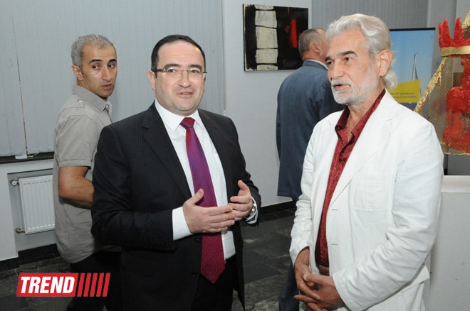 EY Azerbaijan sponsors Colorful Thoughts art exhibition in Baku (PHOTO)