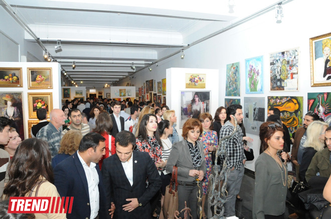 EY Azerbaijan sponsors Colorful Thoughts art exhibition in Baku (PHOTO)