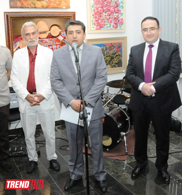 EY Azerbaijan sponsors Colorful Thoughts art exhibition in Baku (PHOTO)