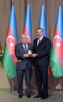 Azerbaijani president and his spouse attend official reception on occasion of Republic Day