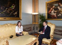 Azerbaijani First Lady Mehriban Aliyeva meets Rome Mayor (PHOTO)