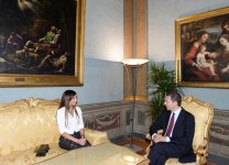 Azerbaijani First Lady Mehriban Aliyeva meets Rome Mayor (PHOTO)