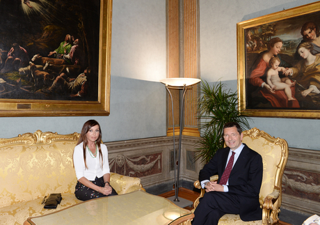Azerbaijani First Lady Mehriban Aliyeva meets Rome Mayor (PHOTO)