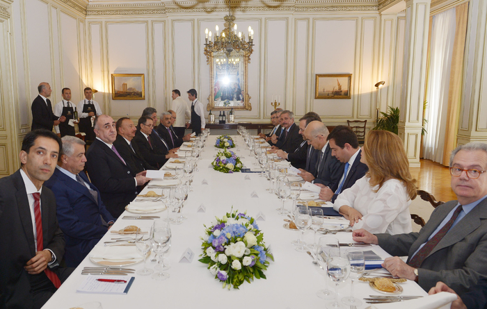 President Ilham Aliyev met with Prime Minister of Greece Antonis Samaras (PHOTO)