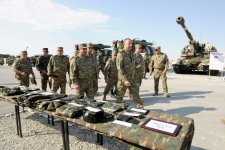 President Aliyev watches operational and tactical exercise of Azerbaijani Armed Forces