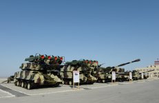 President Aliyev watches operational and tactical exercise of Azerbaijani Armed Forces