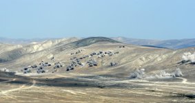 President Aliyev watches operational and tactical exercise of Azerbaijani Armed Forces