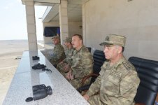 President Aliyev watches operational and tactical exercise of Azerbaijani Armed Forces