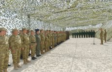 President Aliyev watches operational and tactical exercise of Azerbaijani Armed Forces