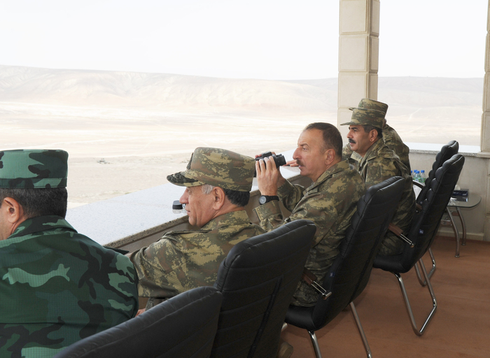 President Aliyev watches operational and tactical exercise of Azerbaijani Armed Forces