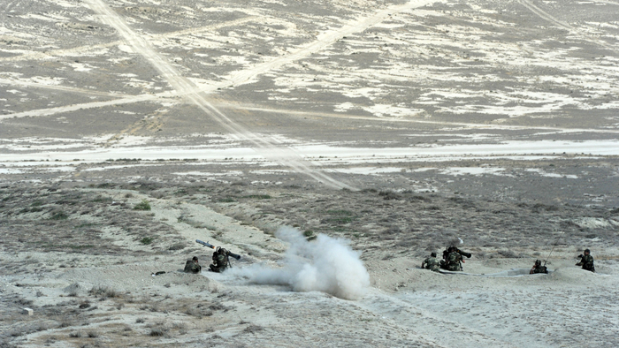 President Aliyev watches operational and tactical exercise of Azerbaijani Armed Forces