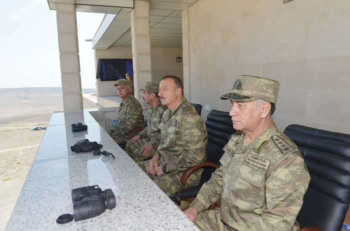 President Aliyev watches operational and tactical exercise of Azerbaijani Armed Forces