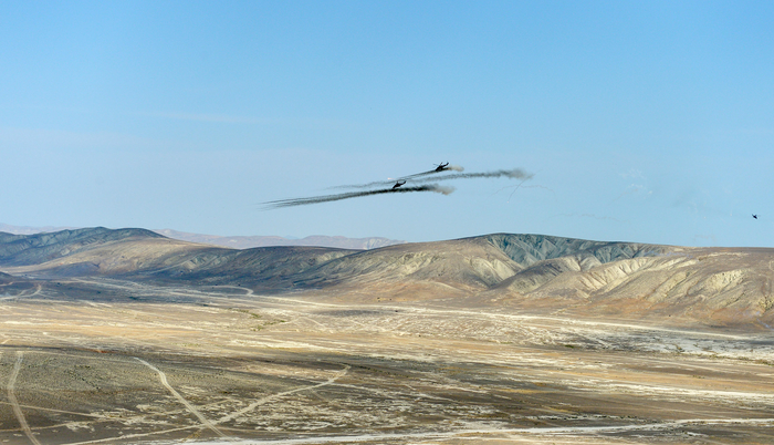 President Aliyev watches operational and tactical exercise of Azerbaijani Armed Forces