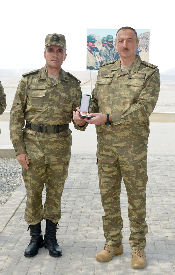 President Aliyev watches operational and tactical exercise of Azerbaijani Armed Forces