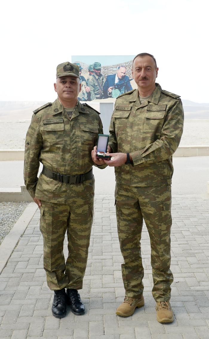 President Aliyev watches operational and tactical exercise of Azerbaijani Armed Forces