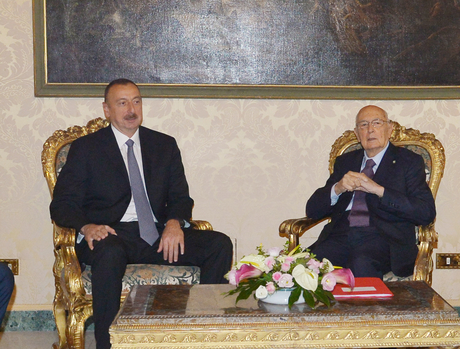 Meeting held between presidents of Azerbaijan and Italy