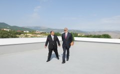 Azerbaijani president reviews new office building of Khizi District executive authority