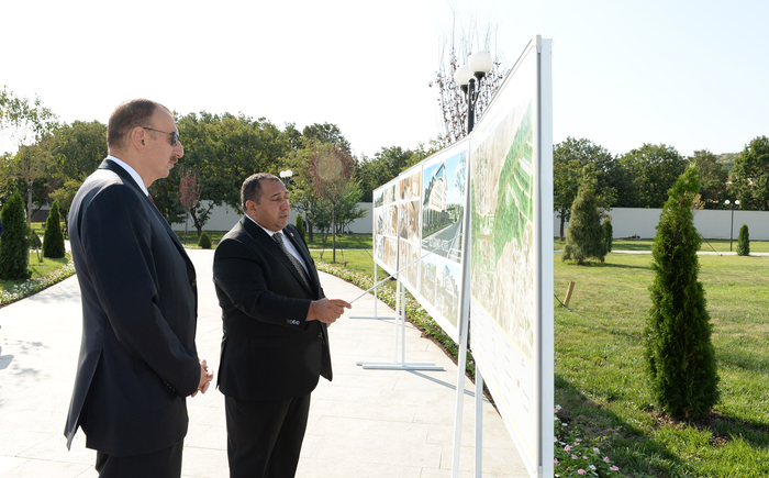 Azerbaijani president reviews reconstruction work at Heydar Aliyev Park in Khizi