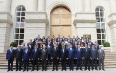Azerbaijani president reviews newly-built office building of Finance Ministry (PHOTO)