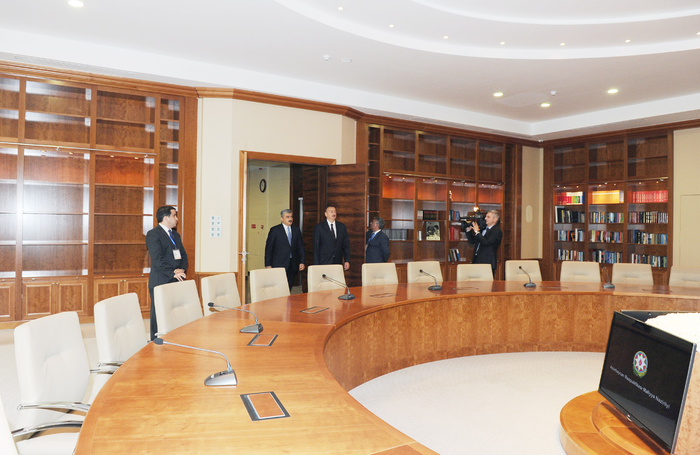 Azerbaijani president reviews newly-built office building of Finance Ministry (PHOTO)