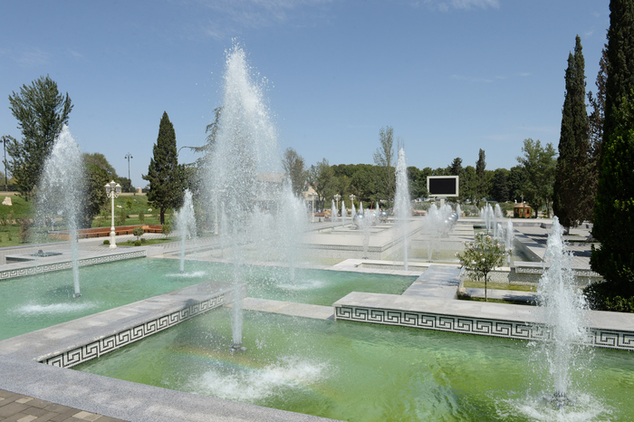 Azerbaijani president reviews progress of construction of Heydar Aliyev park in Barda city
