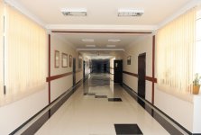 Azerbaijani president reviews new block of one of Baku schools after major repair