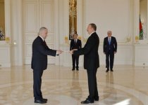 Azerbaijani president receives newly-appointed Lithuanian ambassador’s credentials