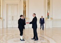 Azerbaijani president receives newly-appointed Norwegian ambassador’s credentials