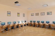 Azerbaijani president reviews schools No. 32 and No. 12 in Baku (PHOTO)