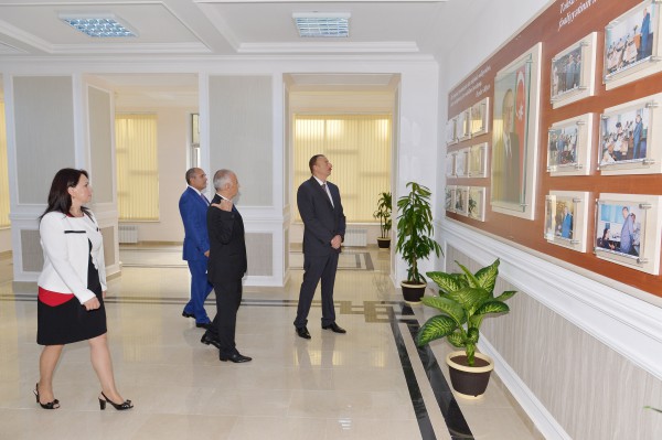 Azerbaijani president reviews schools No. 32 and No. 12 in Baku (PHOTO)