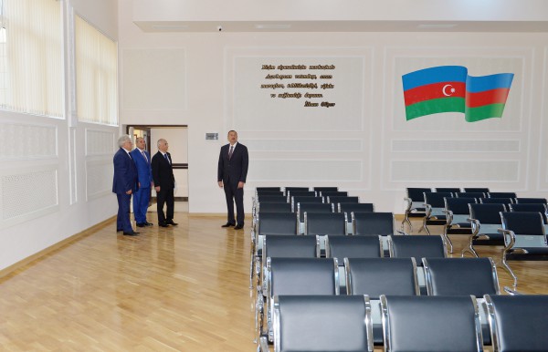 Azerbaijani president reviews schools No. 32 and No. 12 in Baku (PHOTO)