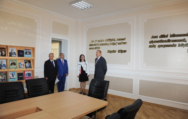 Azerbaijani president reviews schools No. 32 and No. 12 in Baku (PHOTO)