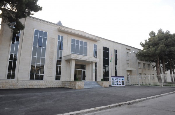 President Ilham Aliyev reviewed school-lyceum No. 72 and secondary school No. 80 in Baku