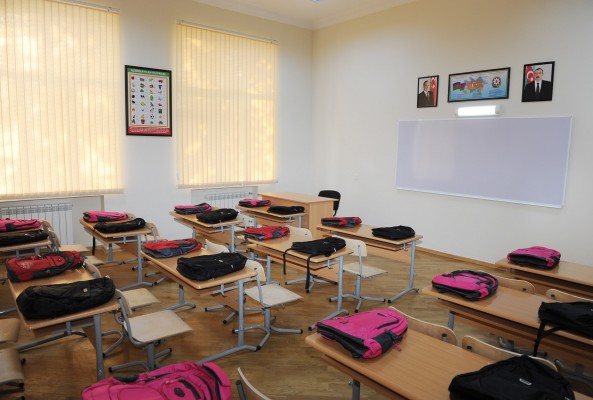 President Ilham Aliyev reviewed school-lyceum No. 72 and secondary school No. 80 in Baku