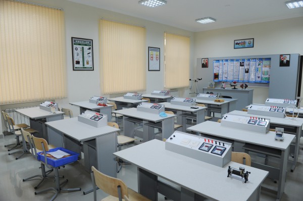 President Ilham Aliyev reviewed school-lyceum No. 72 and secondary school No. 80 in Baku