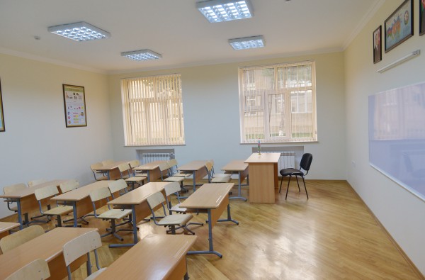 President Ilham Aliyev reviewed school-lyceum No. 72 and secondary school No. 80 in Baku