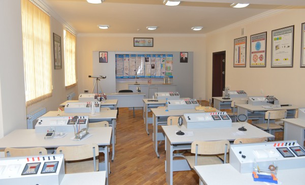President Ilham Aliyev reviewed school-lyceum No. 72 and secondary school No. 80 in Baku