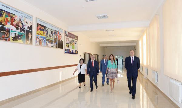 Azerbaijani president, his spouse attend opening of new building of school in Baku