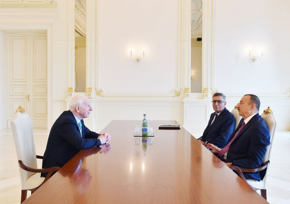 Azerbaijani president receives president of European Olympic Committees
