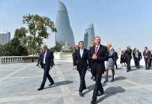 Dinner reception hosted in honor of heads of state, government and delegations