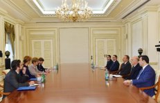 Azerbaijani president receives delegation led by PACE president (PHOTO)