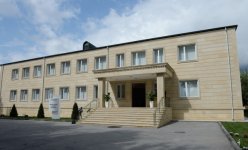 Ilham Aliyev observes Ismayıllı District Central Hospital after overhaul (PHOTO)