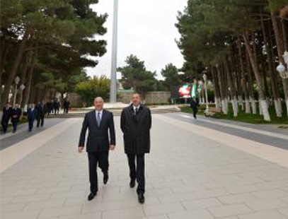 President Ilham Aliyev visited the Flag Square in Khirdalan (PHOTO)