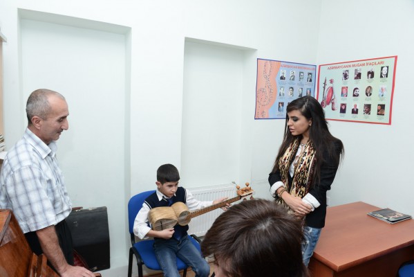 Heydar Aliyev Foundation Vice-President visits boarding school in Baku