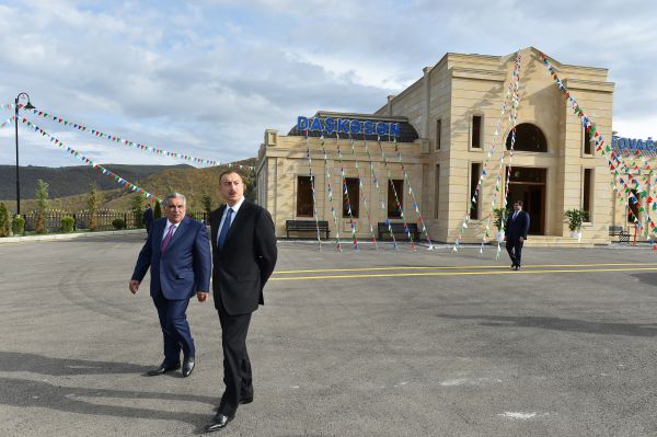 President Ilham Aliyev and his spouse attended the opening of a new bus station in Dashkasan (PHOTO)